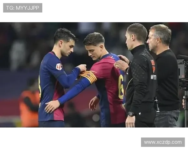 德容右腿受伤 巴萨宣布缺阵五六周 德容右腿受伤 巴萨宣布缺阵五六周