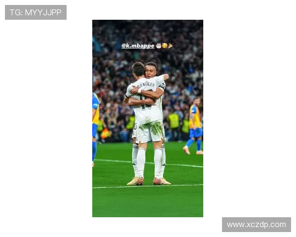 皇马官宣卡雷拉斯姆巴佩合练